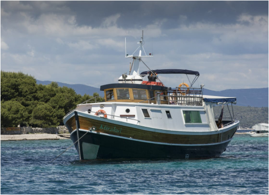 Trogir to blue lagoon boat tour